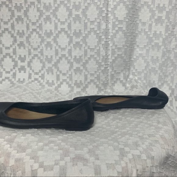 Urban Outfitters Solid Black Slide On Ballet Flats Basic Faux Leather Toe Point - Picture 4 of 6